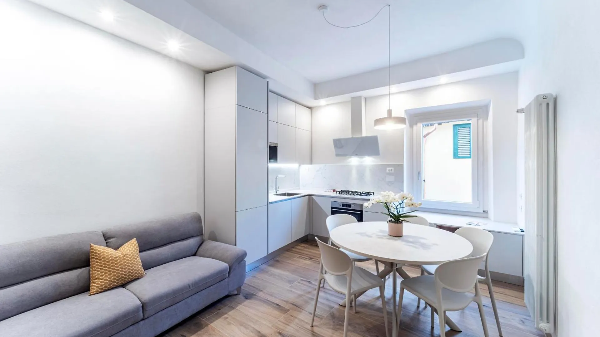 Unyca - Your Home In Firenze Appartamento